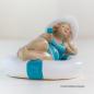 Preview: 50er Jahre Mini Badefigur mollige Emma mit Sektglas in Schwimmring liegend (Größe 11 cm)